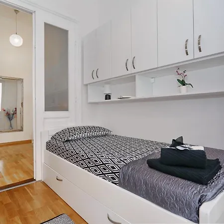 Spacious Zarita * Задар