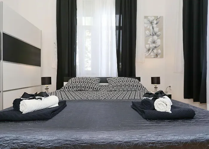 Spacious Zarita *