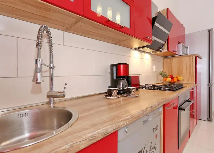 Apartment Spacious Zarita