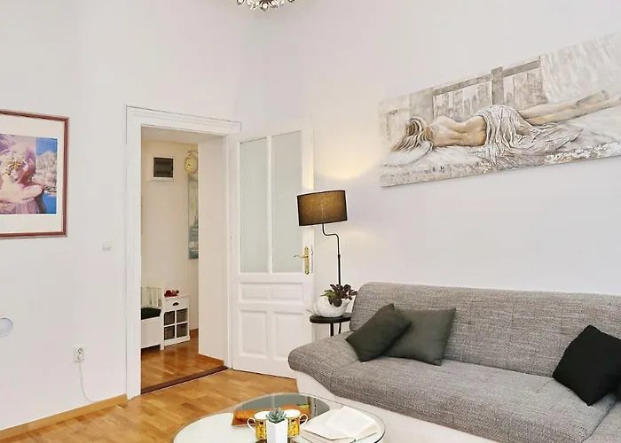 Spacious Zarita Appartement *