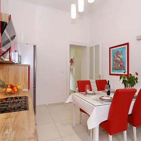 Apartament Spacious Zarita *