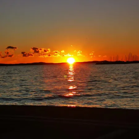 Spacious Zarita Apartament Zadar