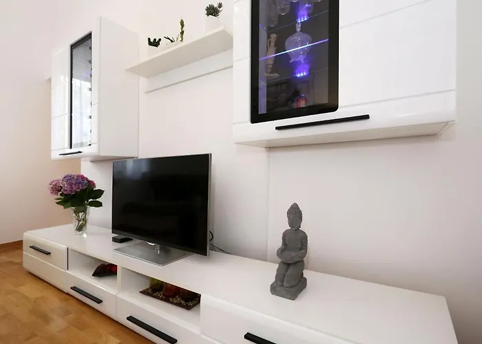 Spacious Zarita דירה *