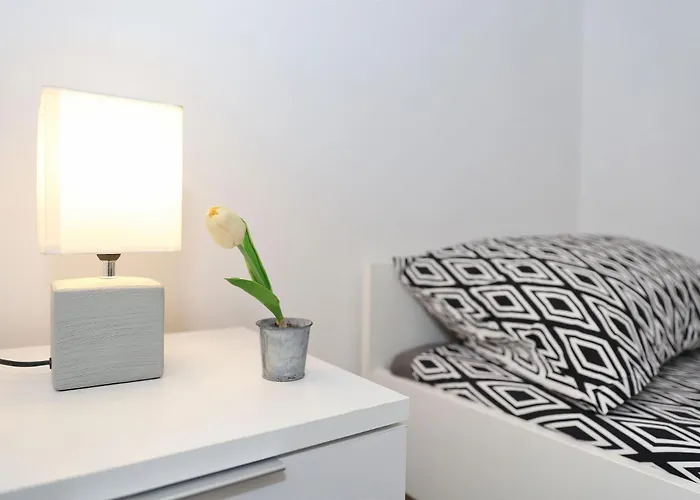 Spacious Zarita זאדאר