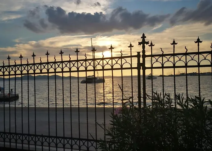 Spacious Zarita זאדאר